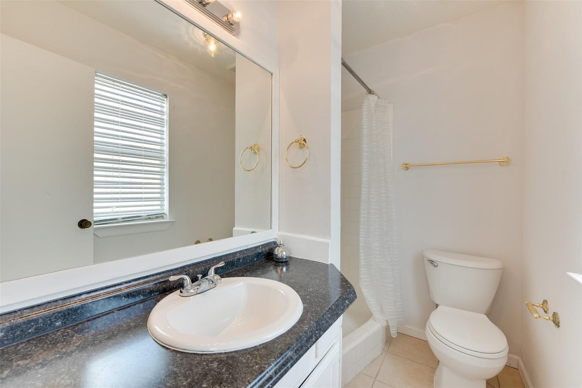 8320 Wild Rose Street, #7B, Houston, TX 77083 8320 Wild Rose Street, #7B, Houston, TX 77083