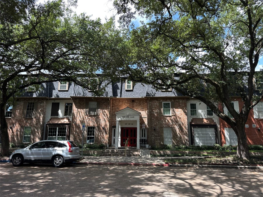Property photo for 359 N Post Oak Lane, #220, Houston, TX