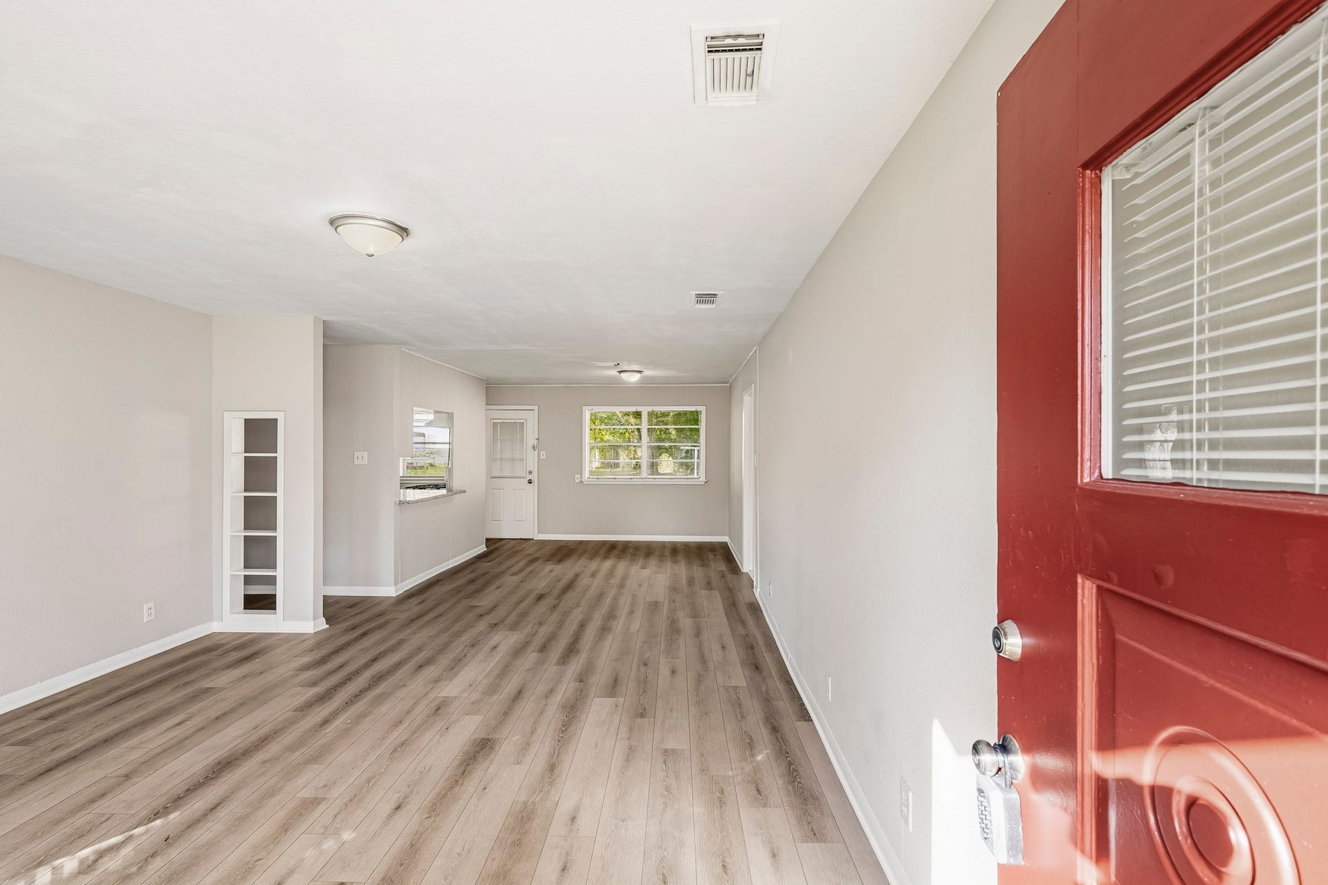 807 Texas Avenue, League City, TX 77573 807 Texas Avenue, League City, TX 77573