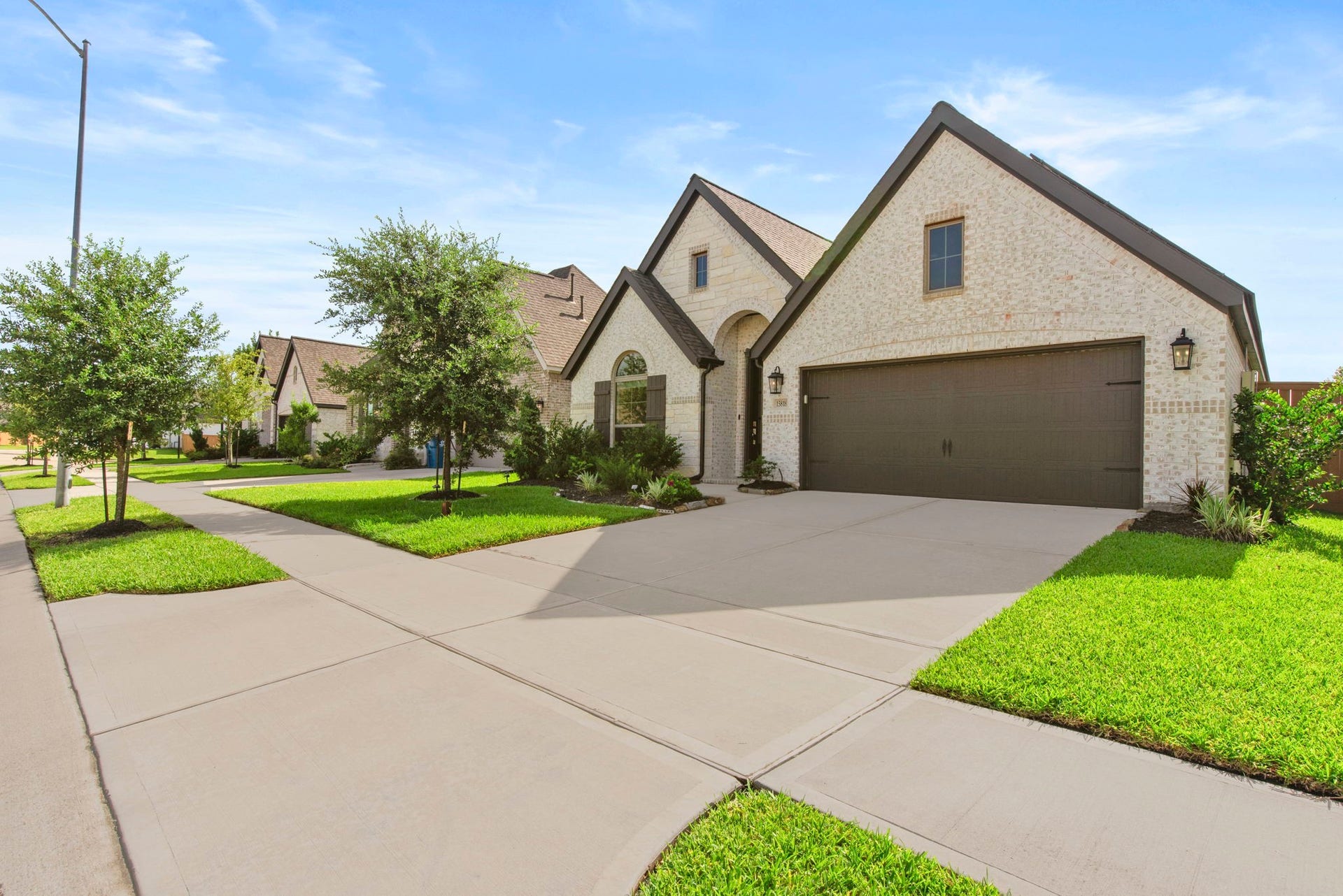 15818 Weston Ridge Drive, Humble, TX 77346