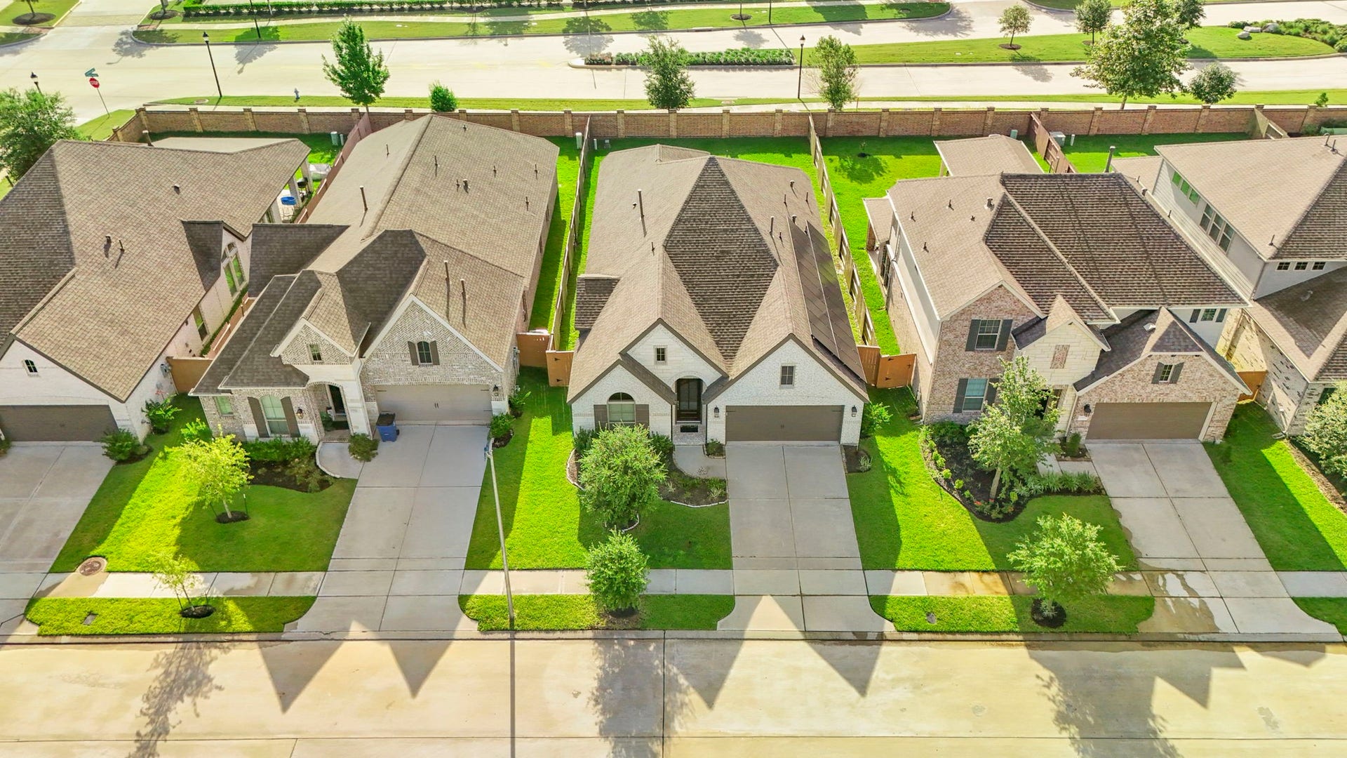 15818 Weston Ridge Drive, Humble, TX 77346