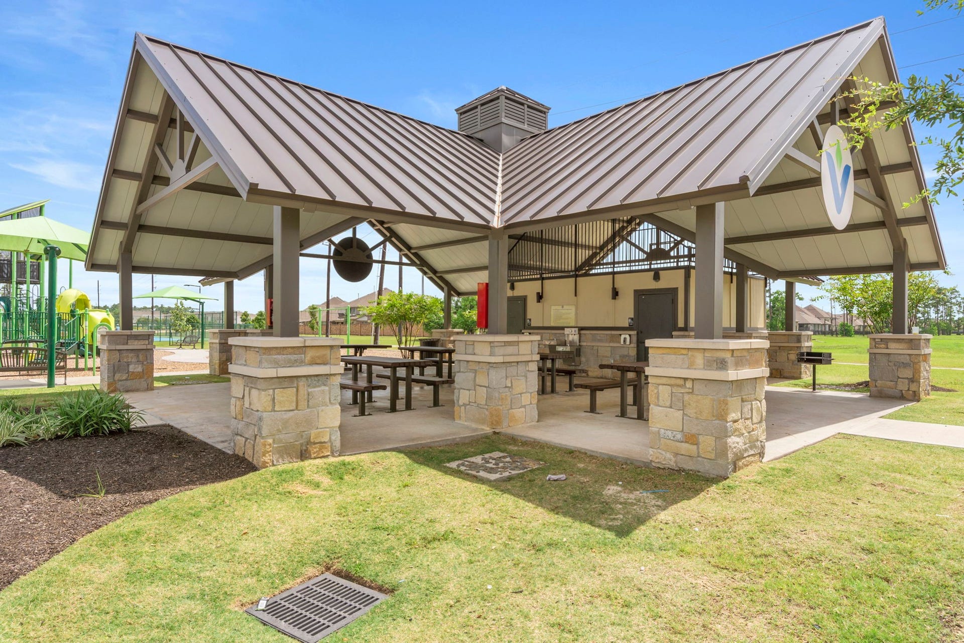 15818 Weston Ridge Drive, Humble, TX 77346