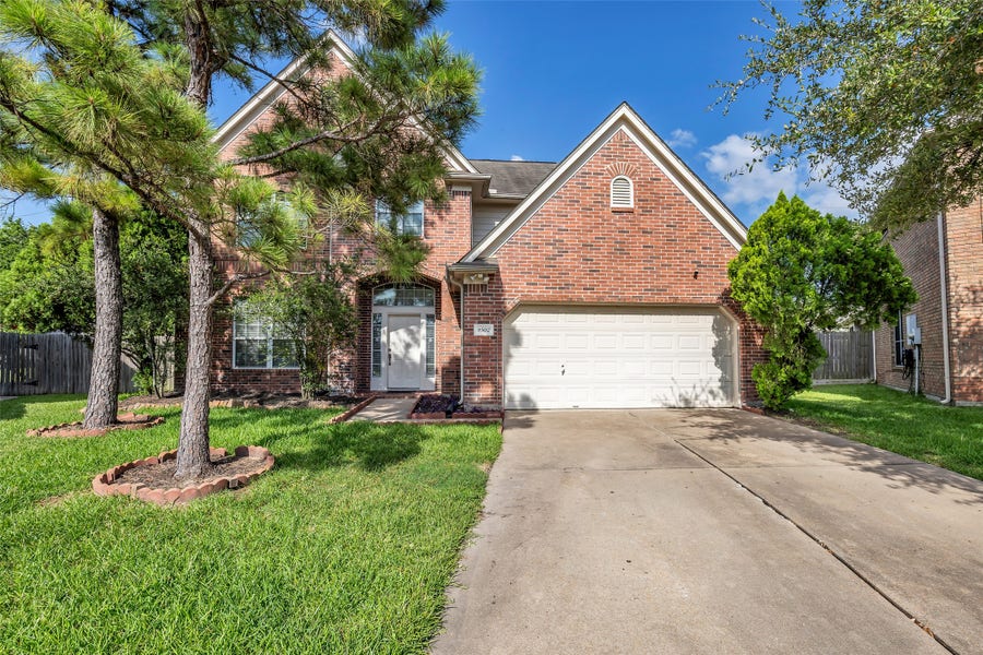 Property photo for 9502 Bending Willow Lane, Houston, TX