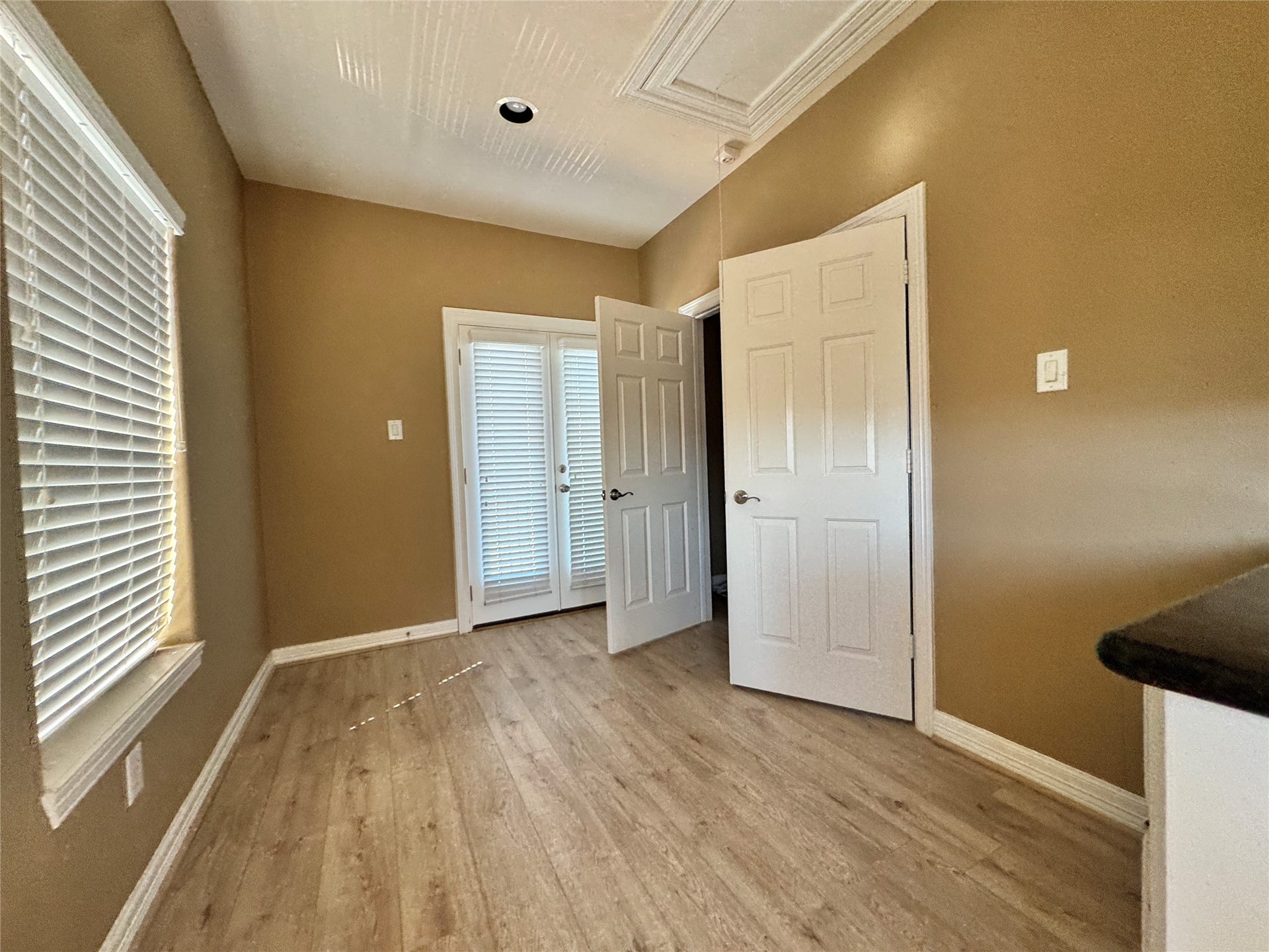 7911 Ouray Drive, Houston, TX 77040 7911 Ouray Drive, Houston, TX 77040
