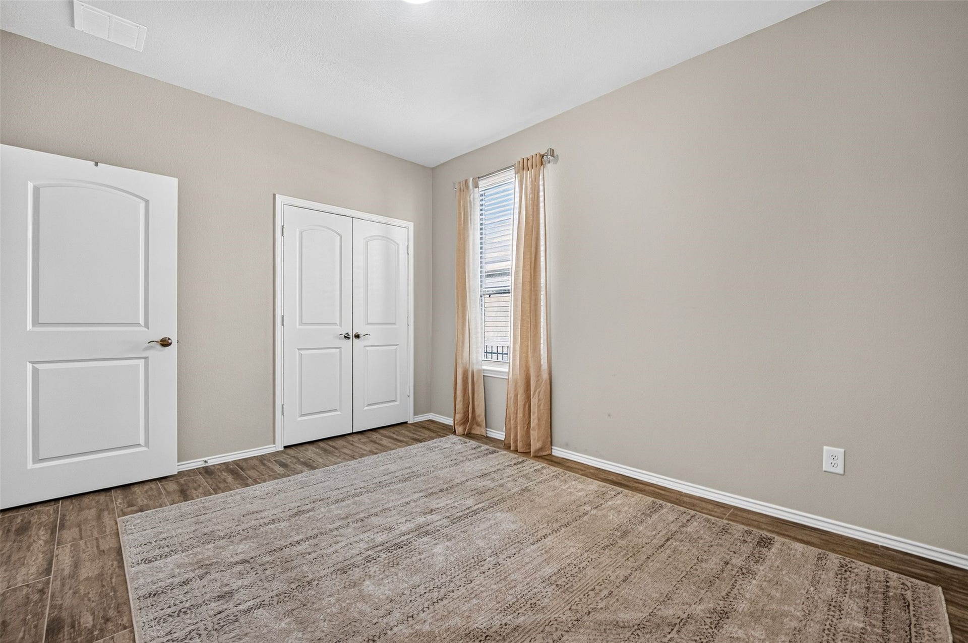 234 Flaxen Chestnut, Spring, TX 77382