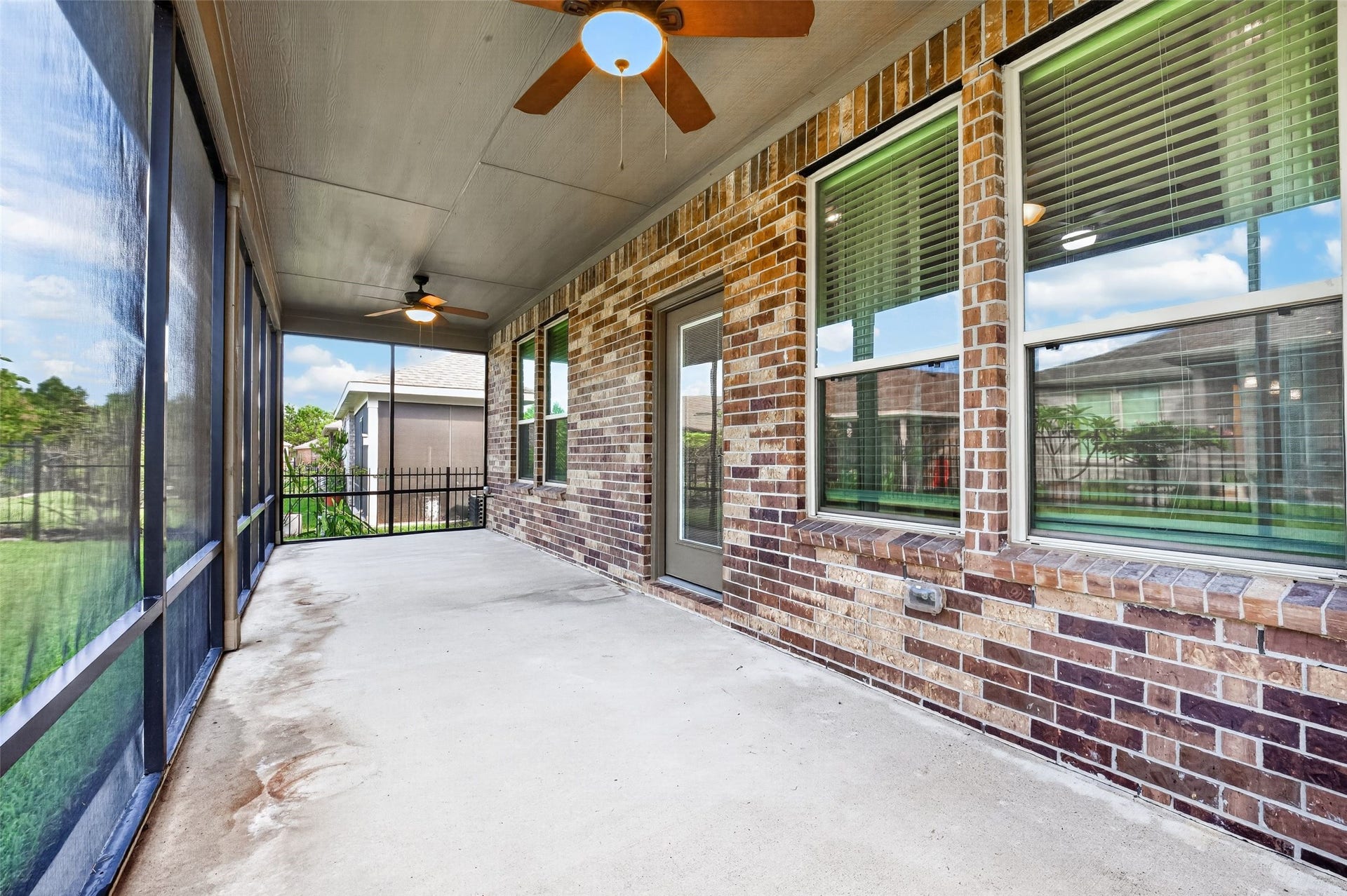 234 Flaxen Chestnut, Spring, TX 77382