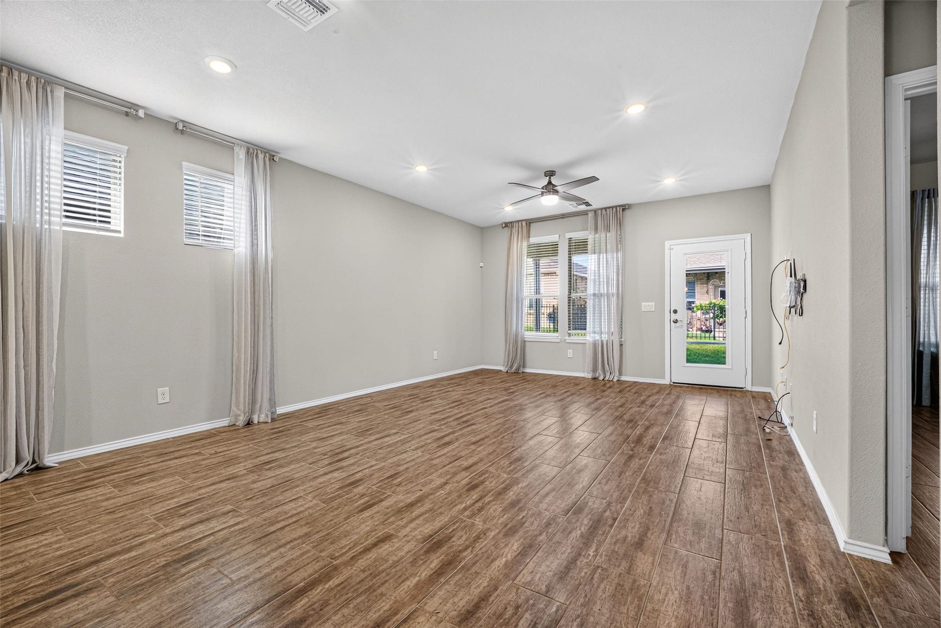 234 Flaxen Chestnut, Spring, TX 77382
