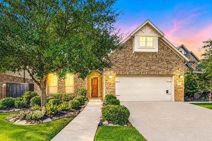 Property photo for 910 Daffodil View Court, Richmond, TX