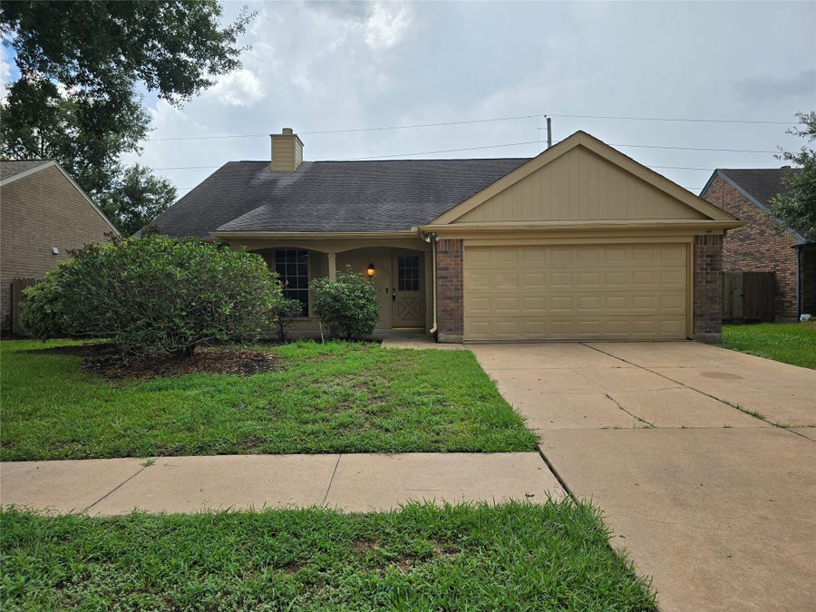 Property photo for 1703 Clear Valley Drive, Houston, TX