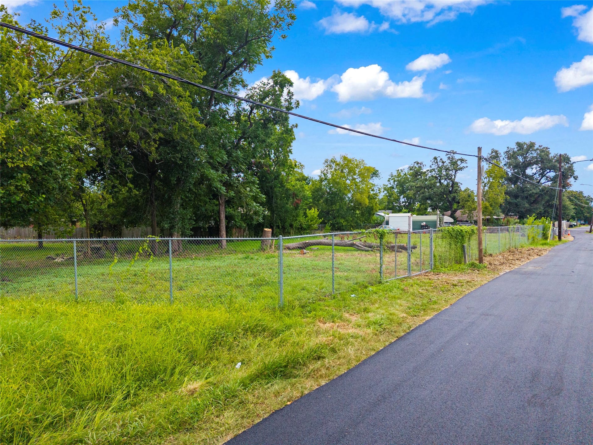 2603 Amboy Street, Houston, TX 77026 2603 Amboy Street, Houston, TX 77026