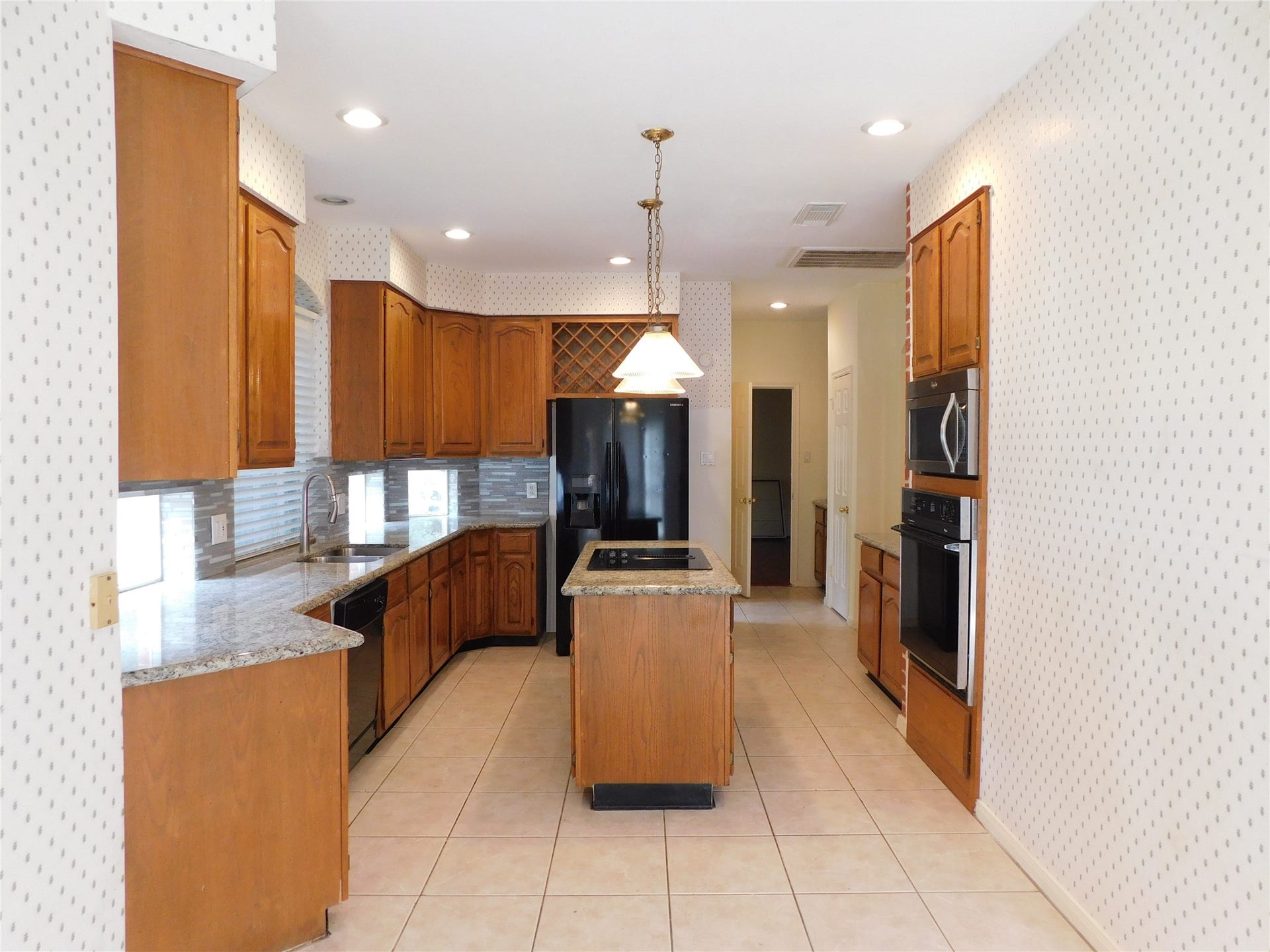 3311 Waters Way Drive, Sugar Land, TX 77478 3311 Waters Way Drive, Sugar Land, TX 77478