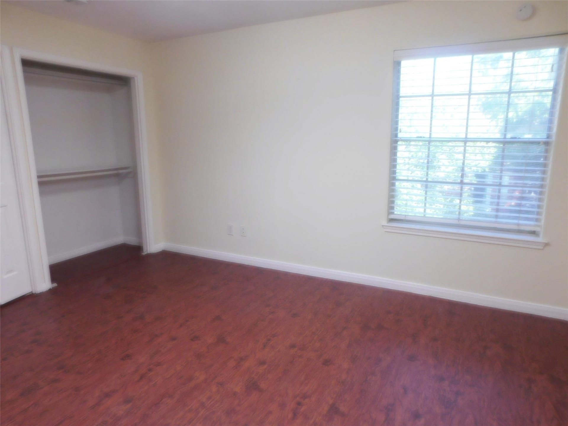 3311 Waters Way Drive, Sugar Land, TX 77478 3311 Waters Way Drive, Sugar Land, TX 77478