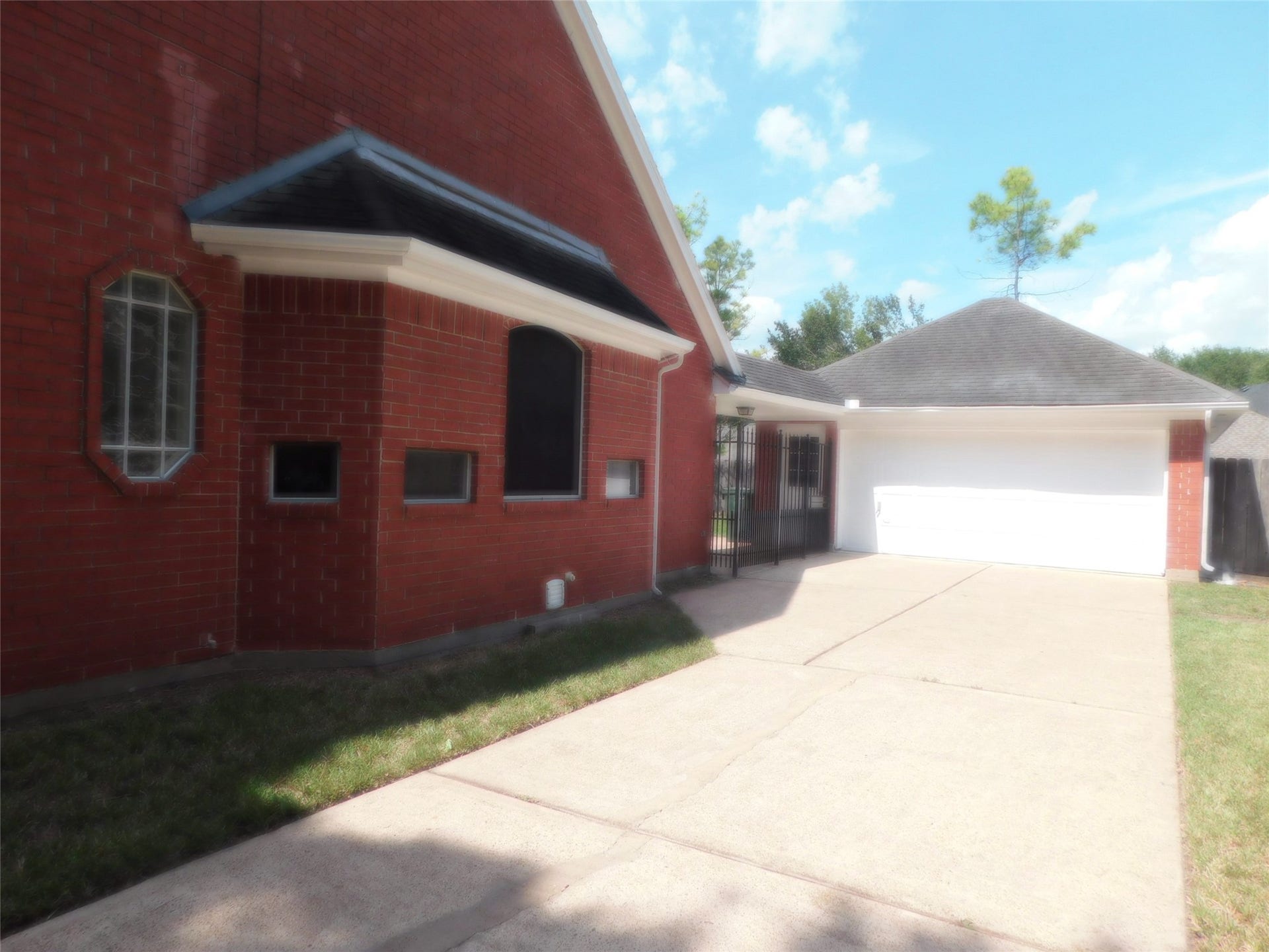 3311 Waters Way Drive, Sugar Land, TX 77478 3311 Waters Way Drive, Sugar Land, TX 77478