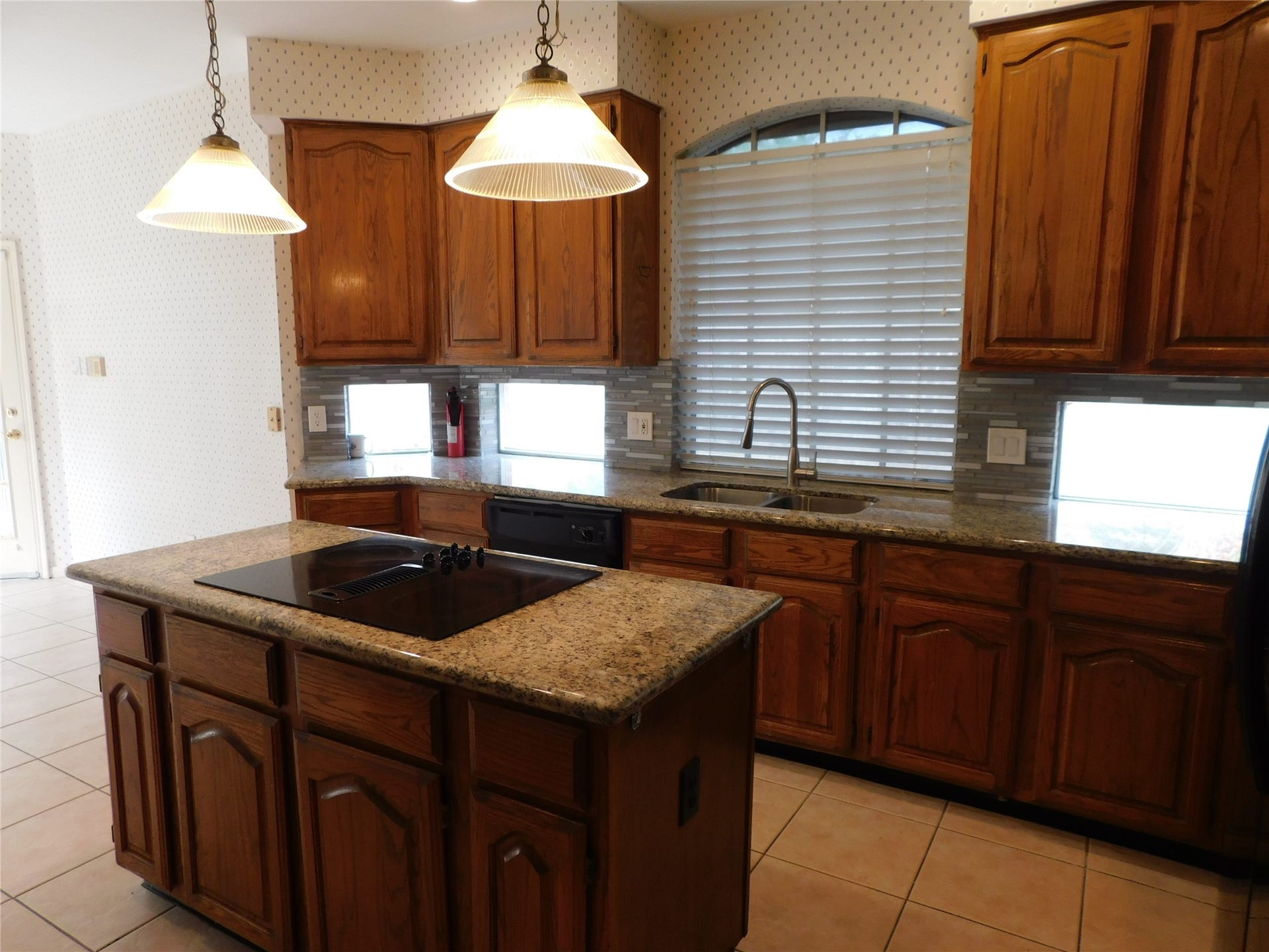 3311 Waters Way Drive, Sugar Land, TX 77478 3311 Waters Way Drive, Sugar Land, TX 77478