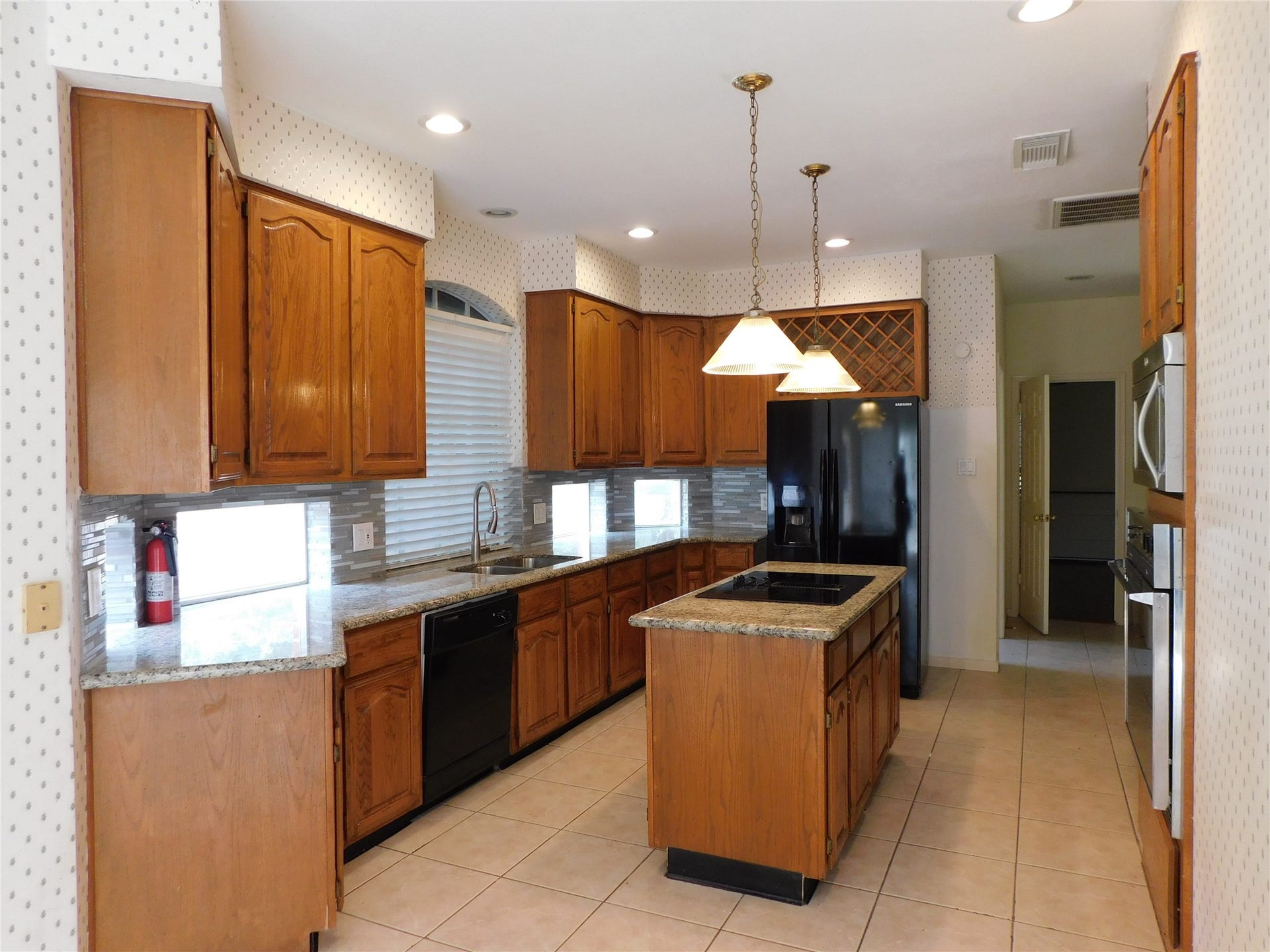 3311 Waters Way Drive, Sugar Land, TX 77478 3311 Waters Way Drive, Sugar Land, TX 77478