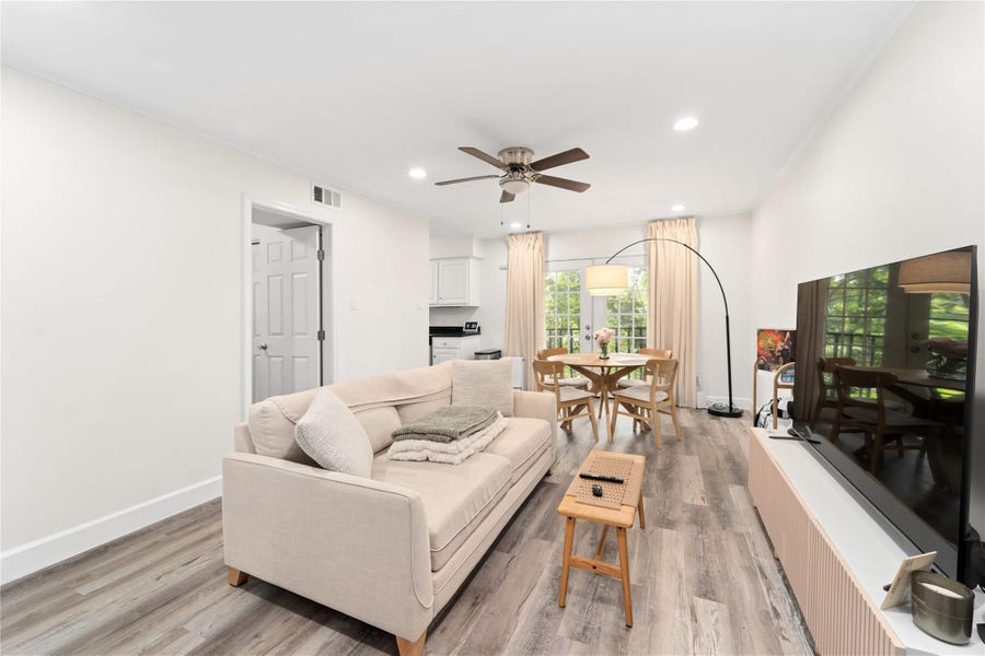 Property photo for 8223 Kingsbrook Road, #212, Houston, TX