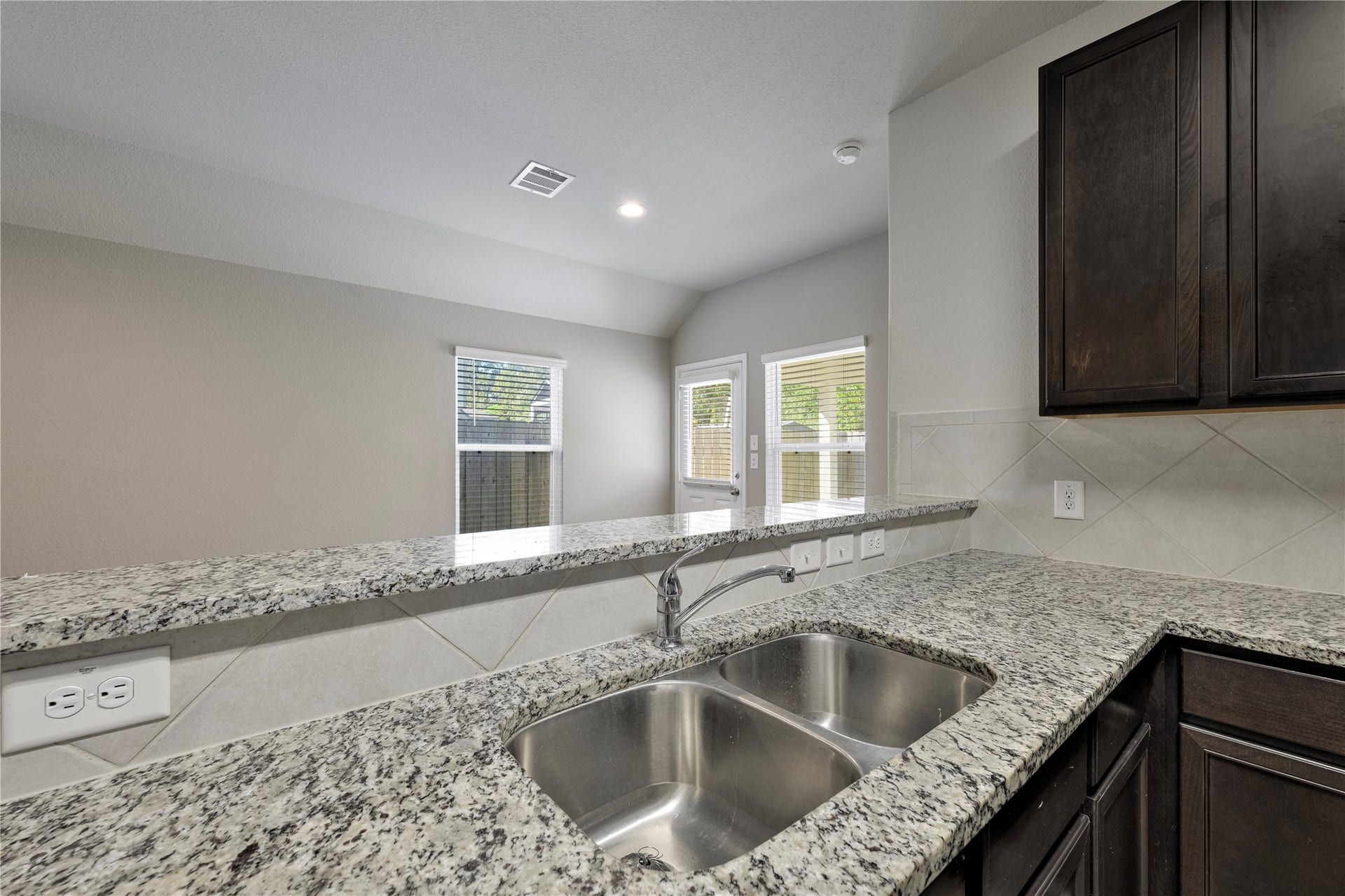 25416 Grotto Falls Lane, Porter, TX 77365 25416 Grotto Falls Lane, Porter, TX 77365