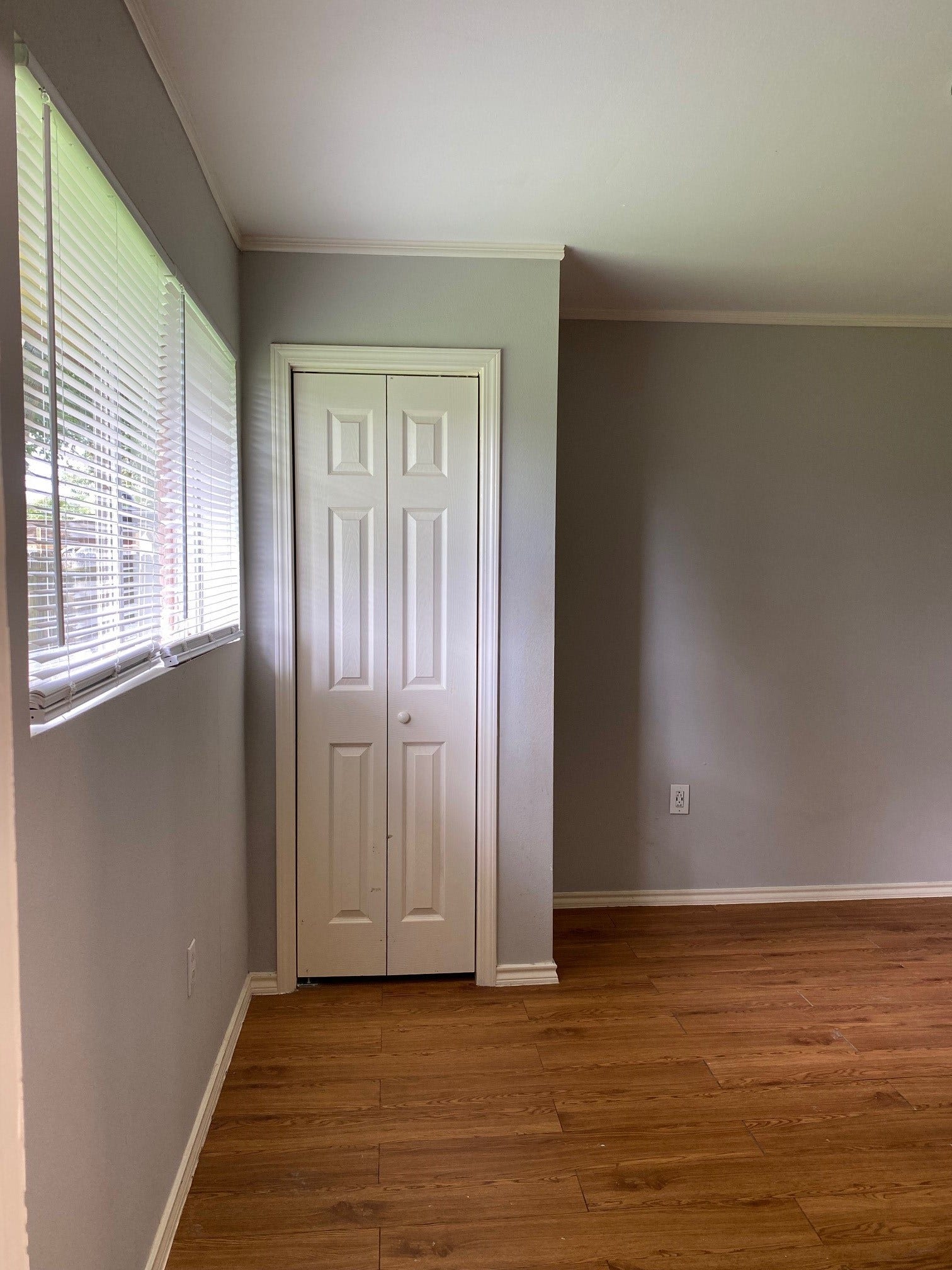 1809 W 8th Street, Freeport, TX 77541 Primary Bedroom Closet