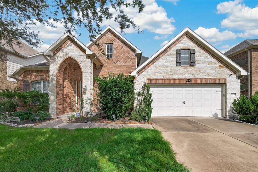 Property photo for 623 Orlandis Lane, Richmond, TX