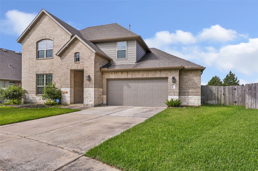 Property photo for 18215 E Bayonne Channel Court Court, Houston, TX