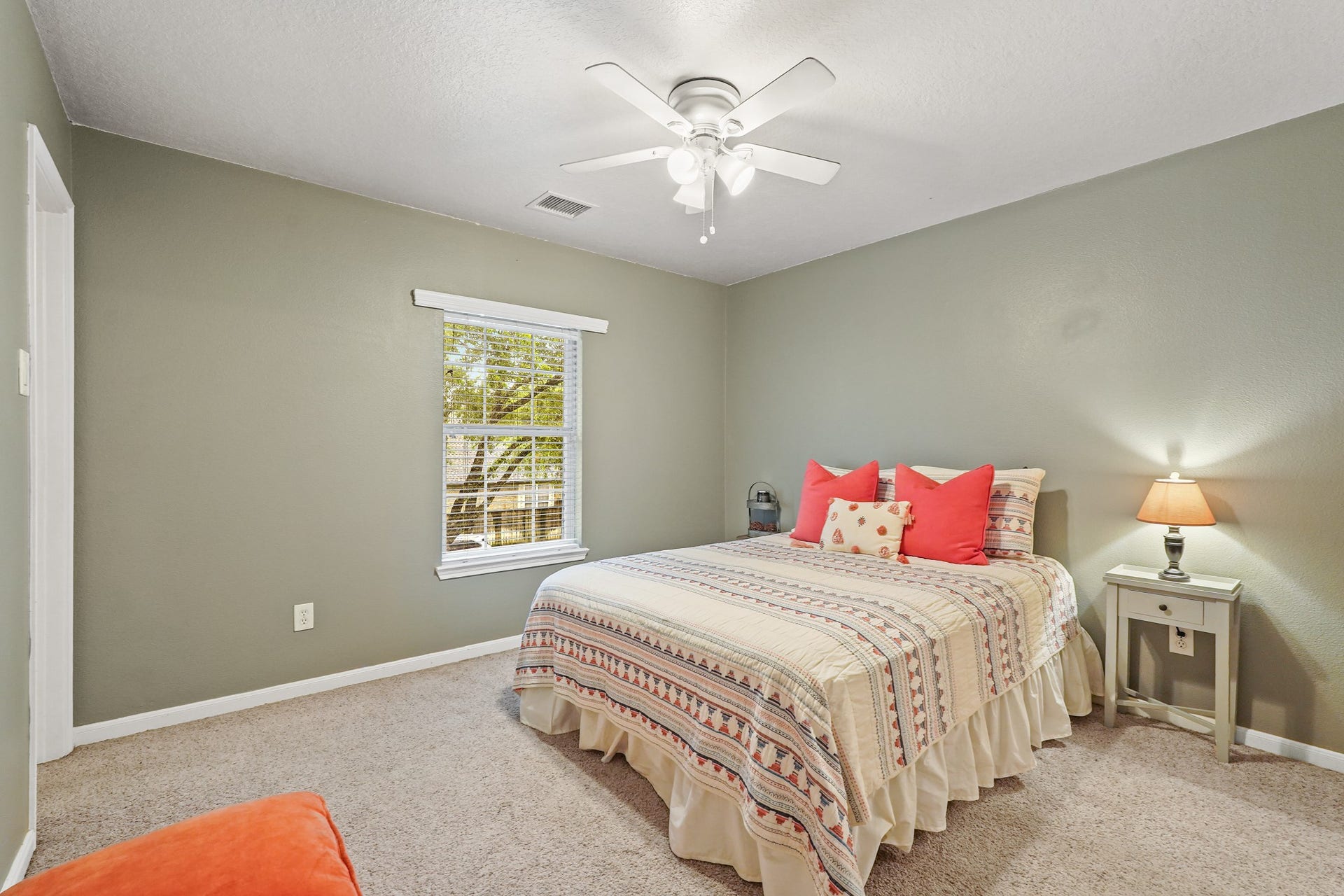 8815 Wenona Walk, Missouri City, TX 77459 8815 Wenona Walk, Missouri City, TX 77459