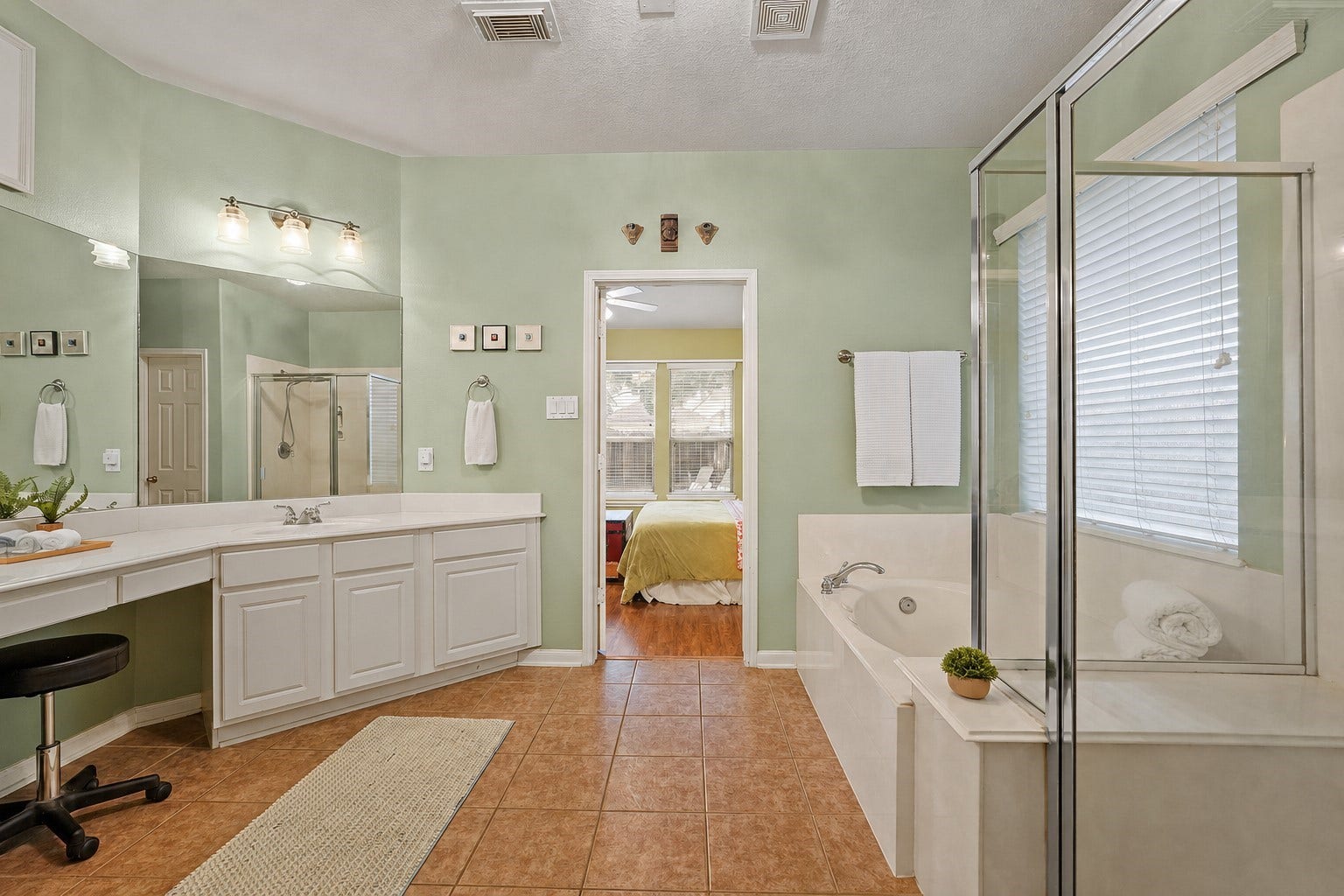 8815 Wenona Walk, Missouri City, TX 77459 8815 Wenona Walk, Missouri City, TX 77459
