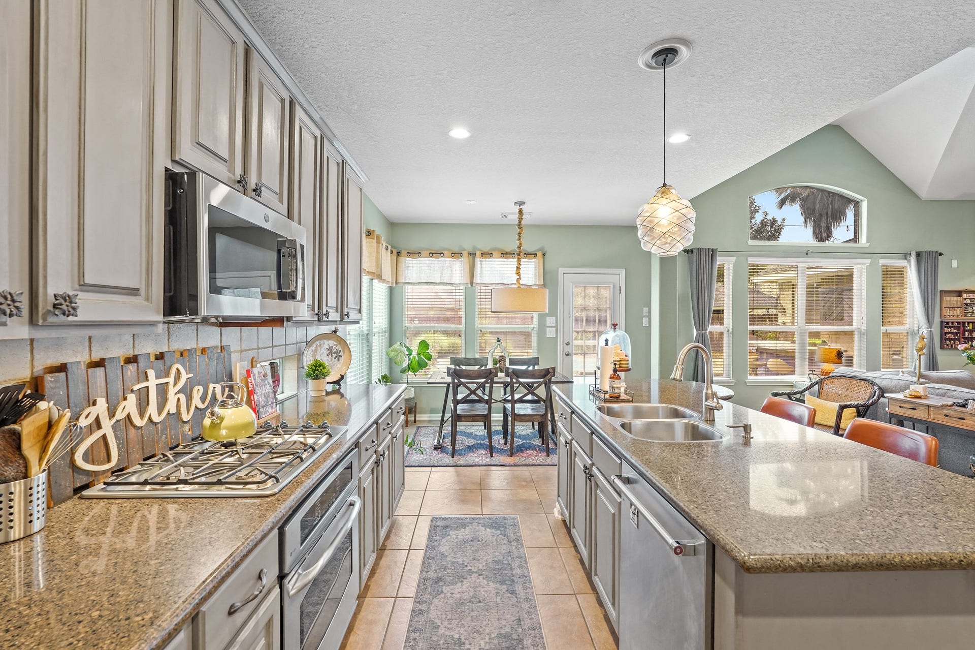 8815 Wenona Walk, Missouri City, TX 77459 8815 Wenona Walk, Missouri City, TX 77459