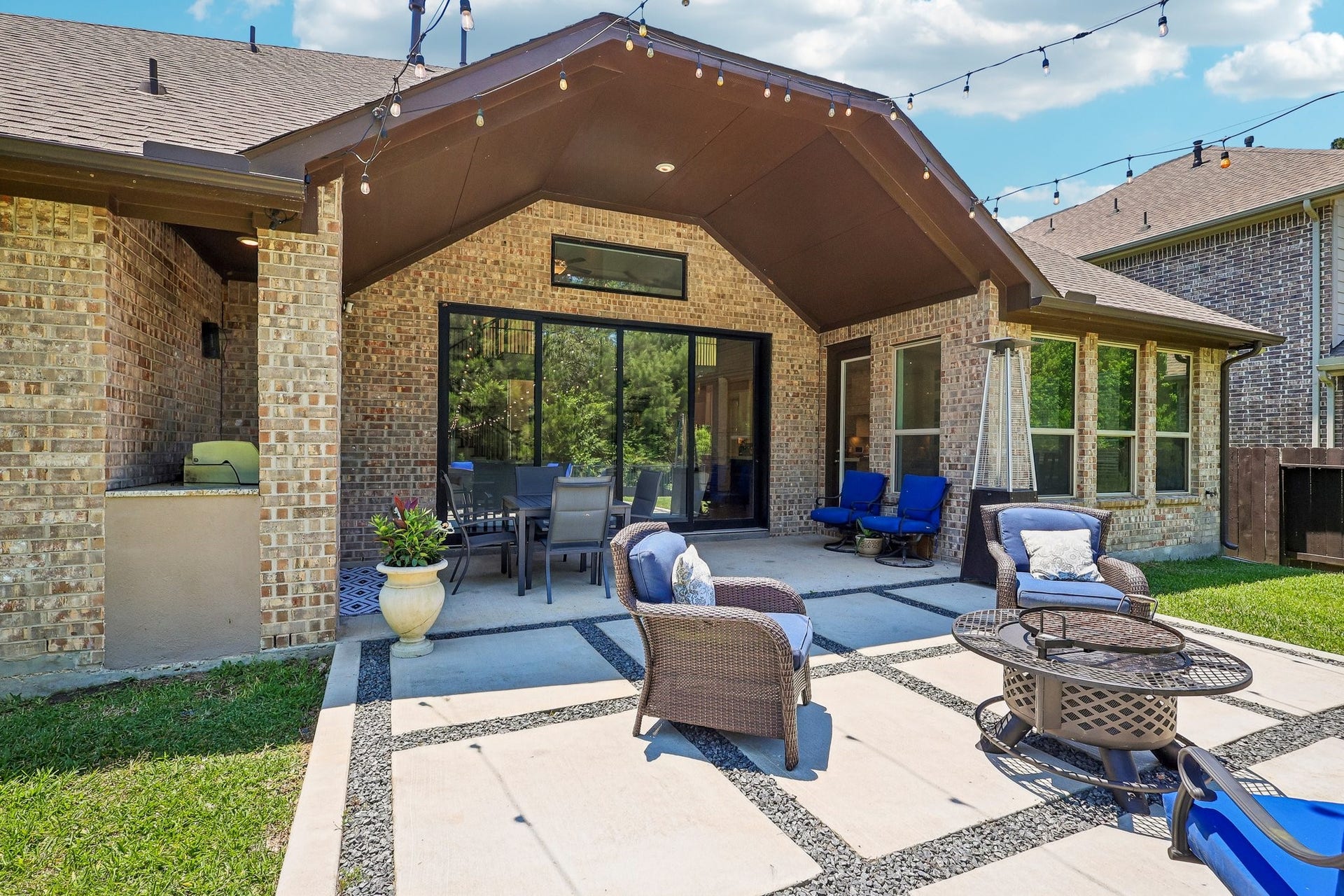 1700 Graystone Hills Drive, Conroe, TX 77304 1700 Graystone Hills Drive, Conroe, TX 77304