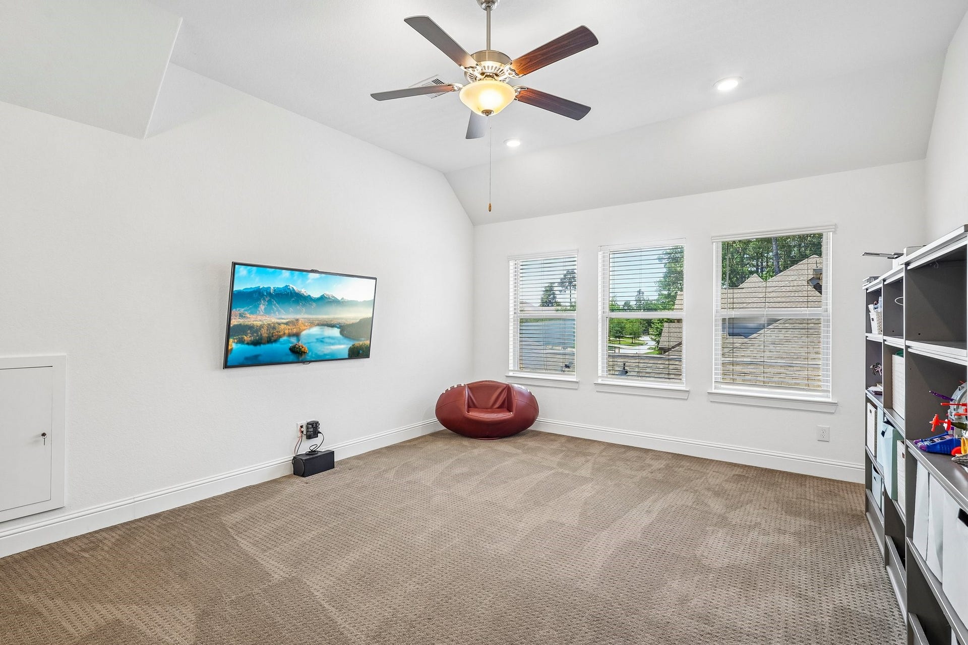 1700 Graystone Hills Drive, Conroe, TX 77304 1700 Graystone Hills Drive, Conroe, TX 77304