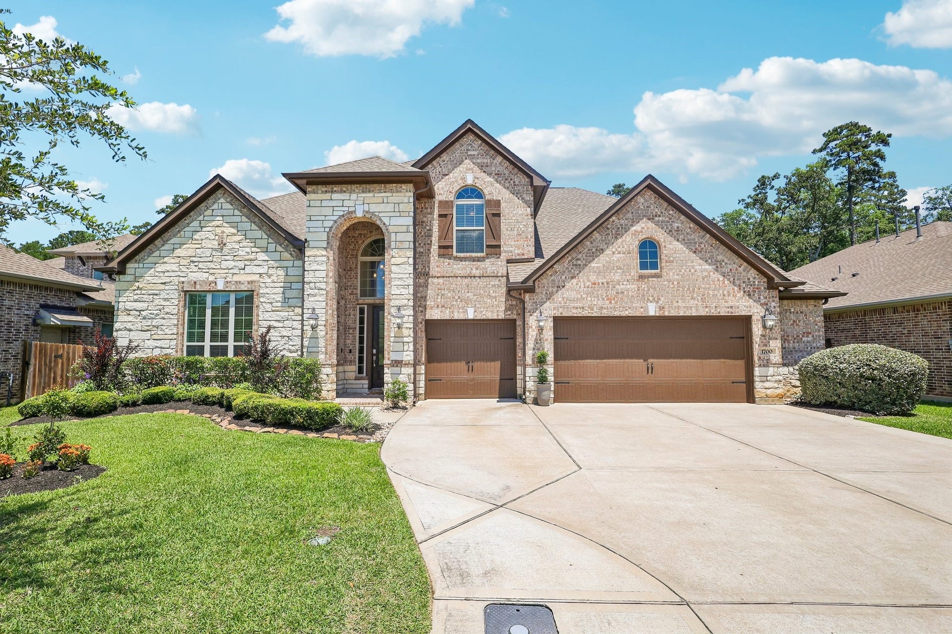 1700 Graystone Hills Drive, Conroe, TX 77304 1700 Graystone Hills Drive, Conroe, TX 77304