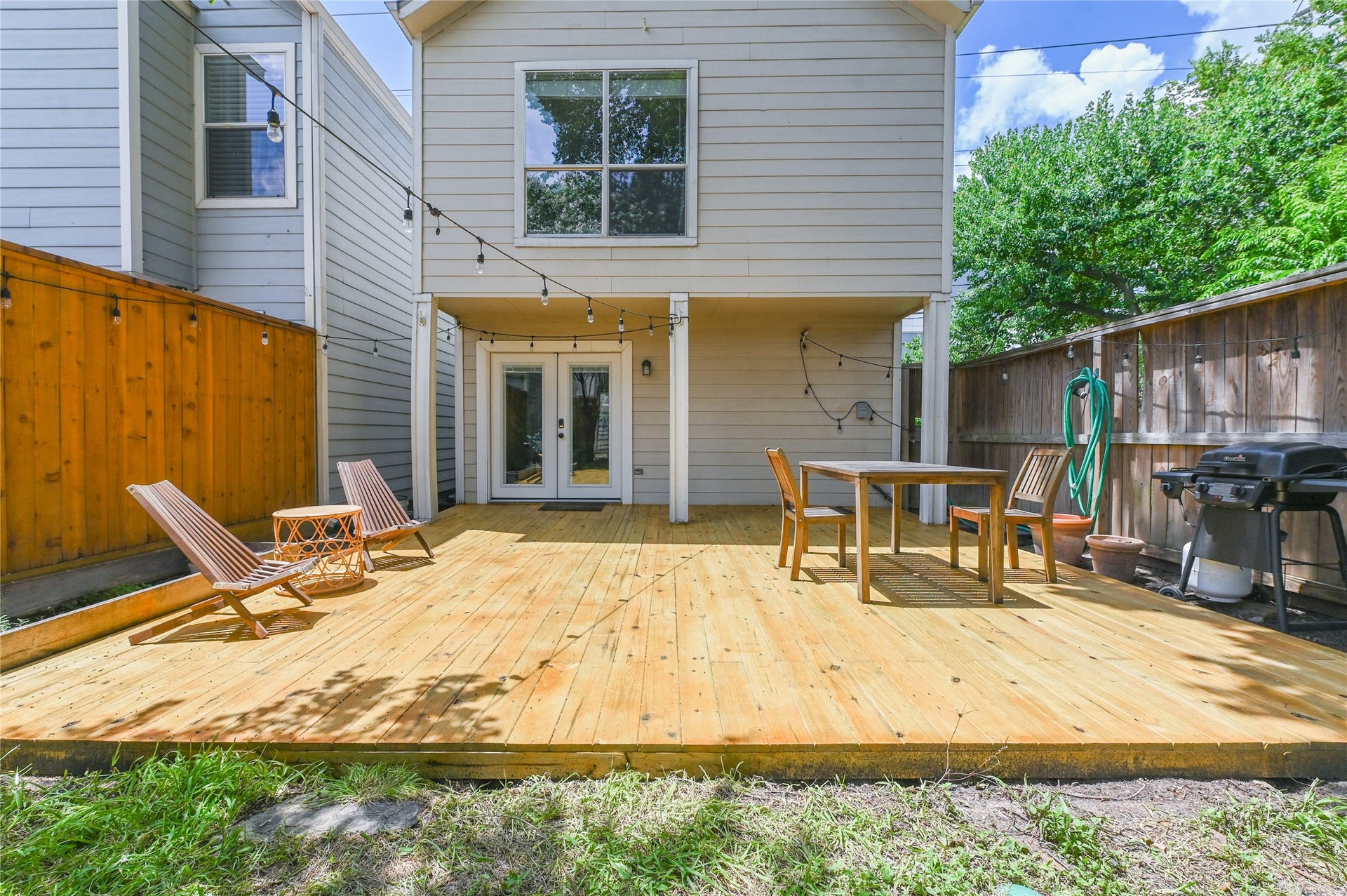 1004 Ruthven Street, Houston, TX 77019