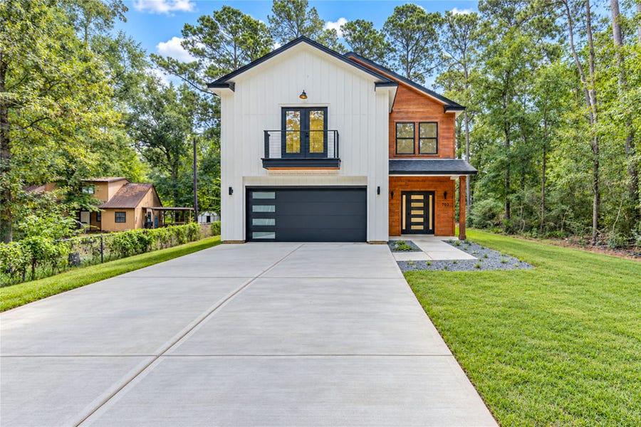 Property photo for 703 Short Mill Run, Montgomery, TX
