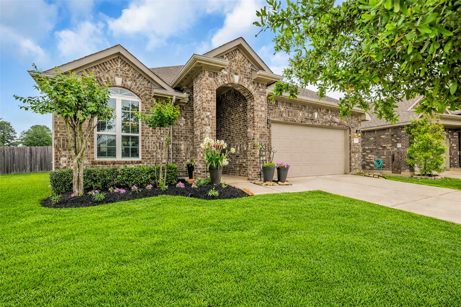 Property photo for 19055 Minero Lane, Montgomery, TX
