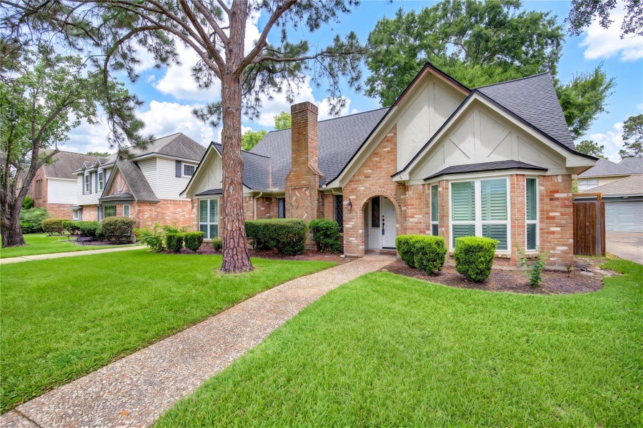 Property photo for 20610 Laurel Lock Drive, Katy, TX