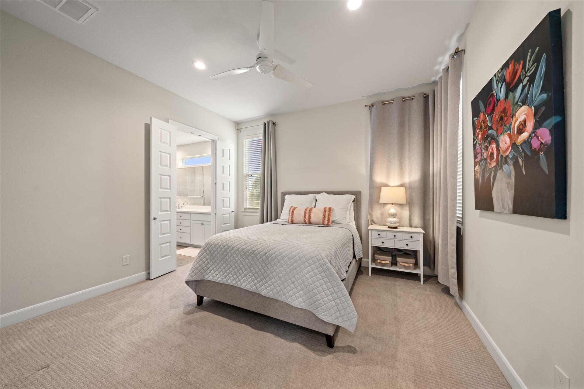 502 W Donovan Street, #A, Houston, TX 77091 Another view of the primary bedroom.