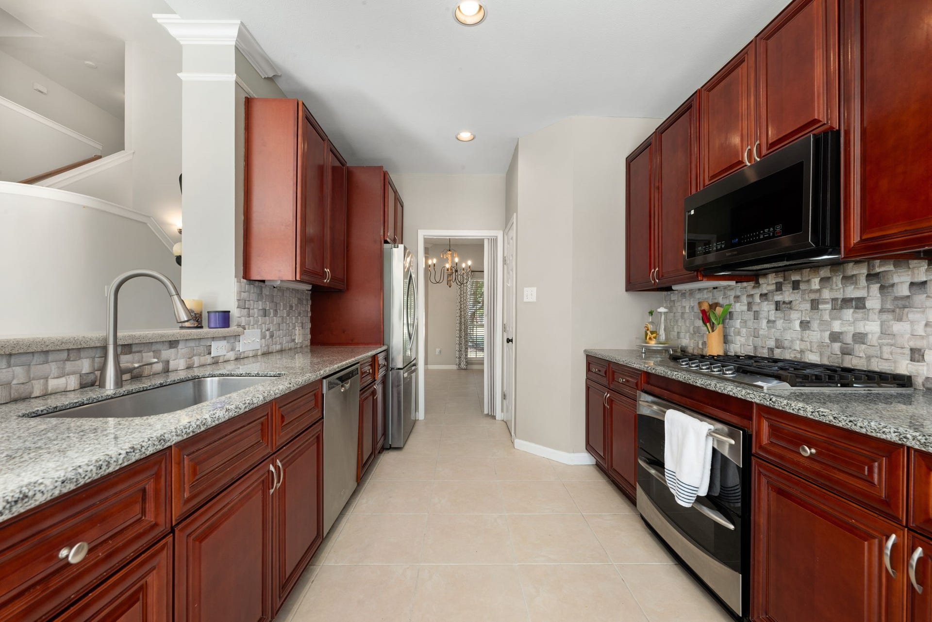 3100 Red Maple Drive, Friendswood, TX 77546