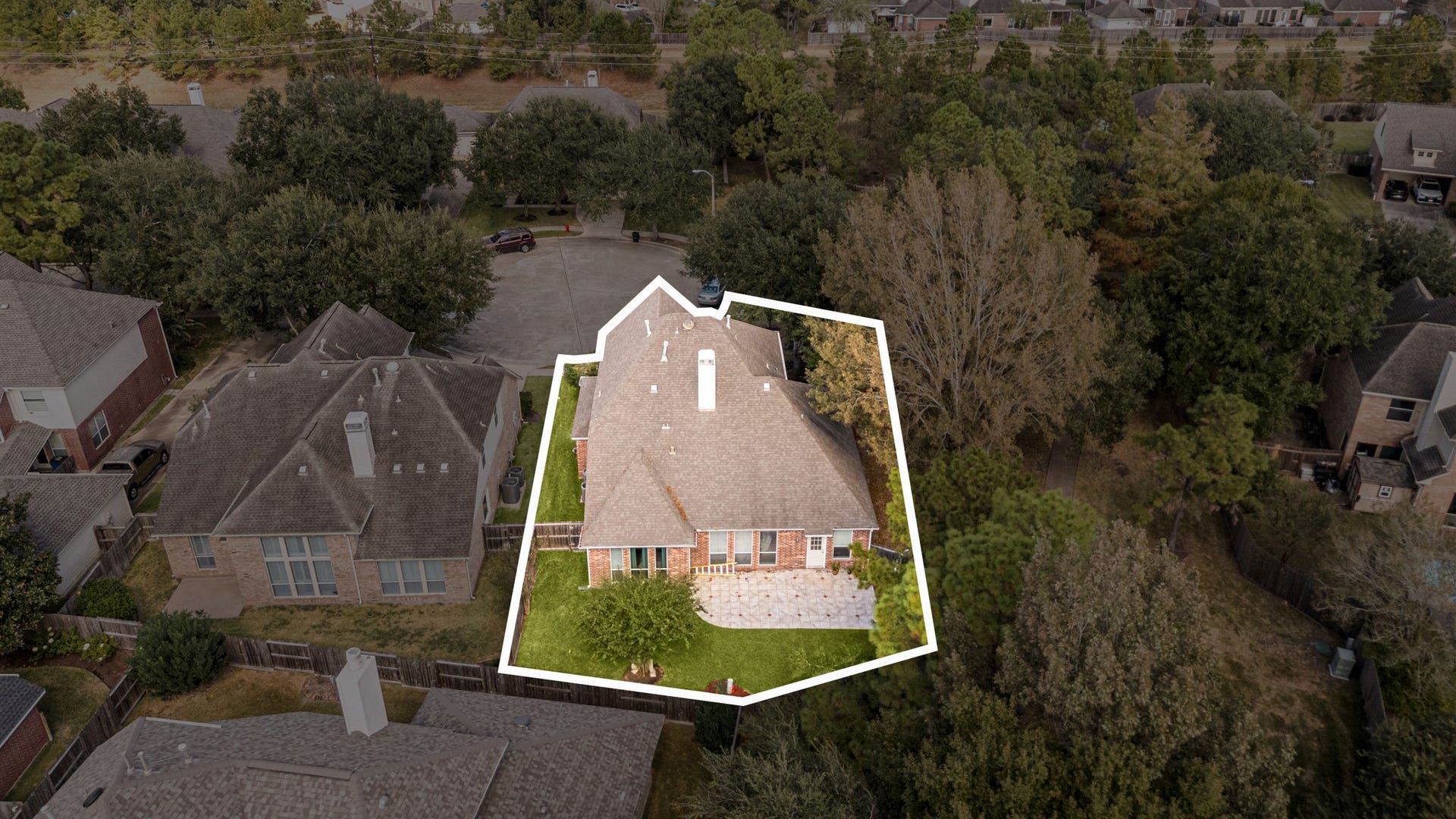 3100 Red Maple Drive, Friendswood, TX 77546