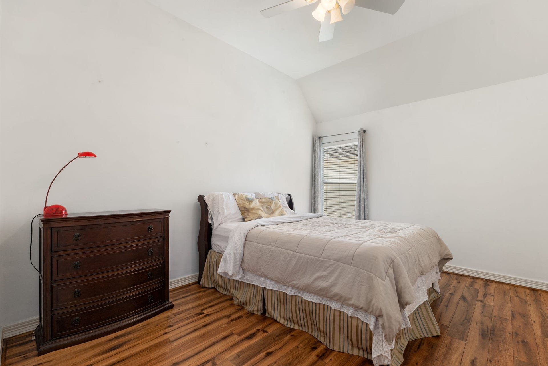 3100 Red Maple Drive, Friendswood, TX 77546