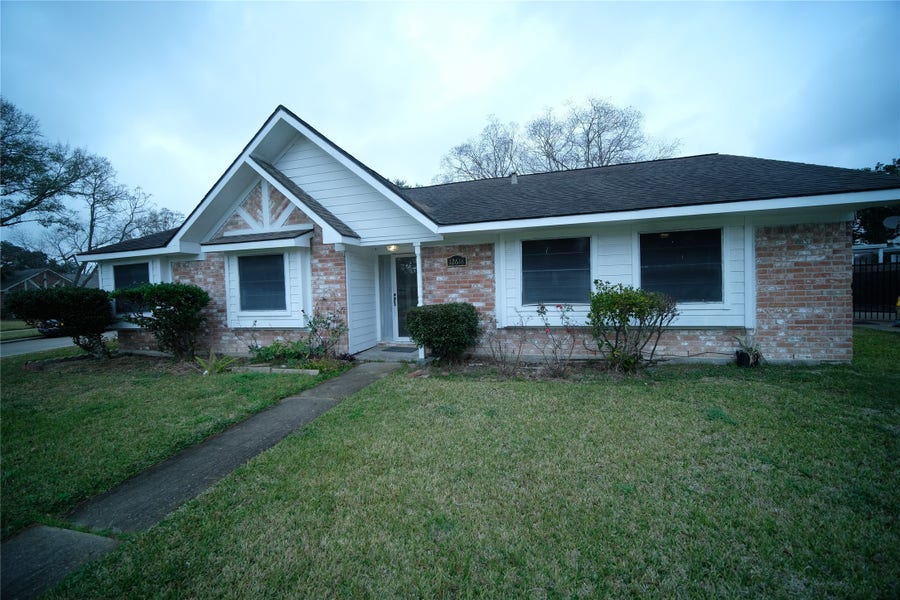 Property photo for 12618 Bexley Drive, Houston, TX