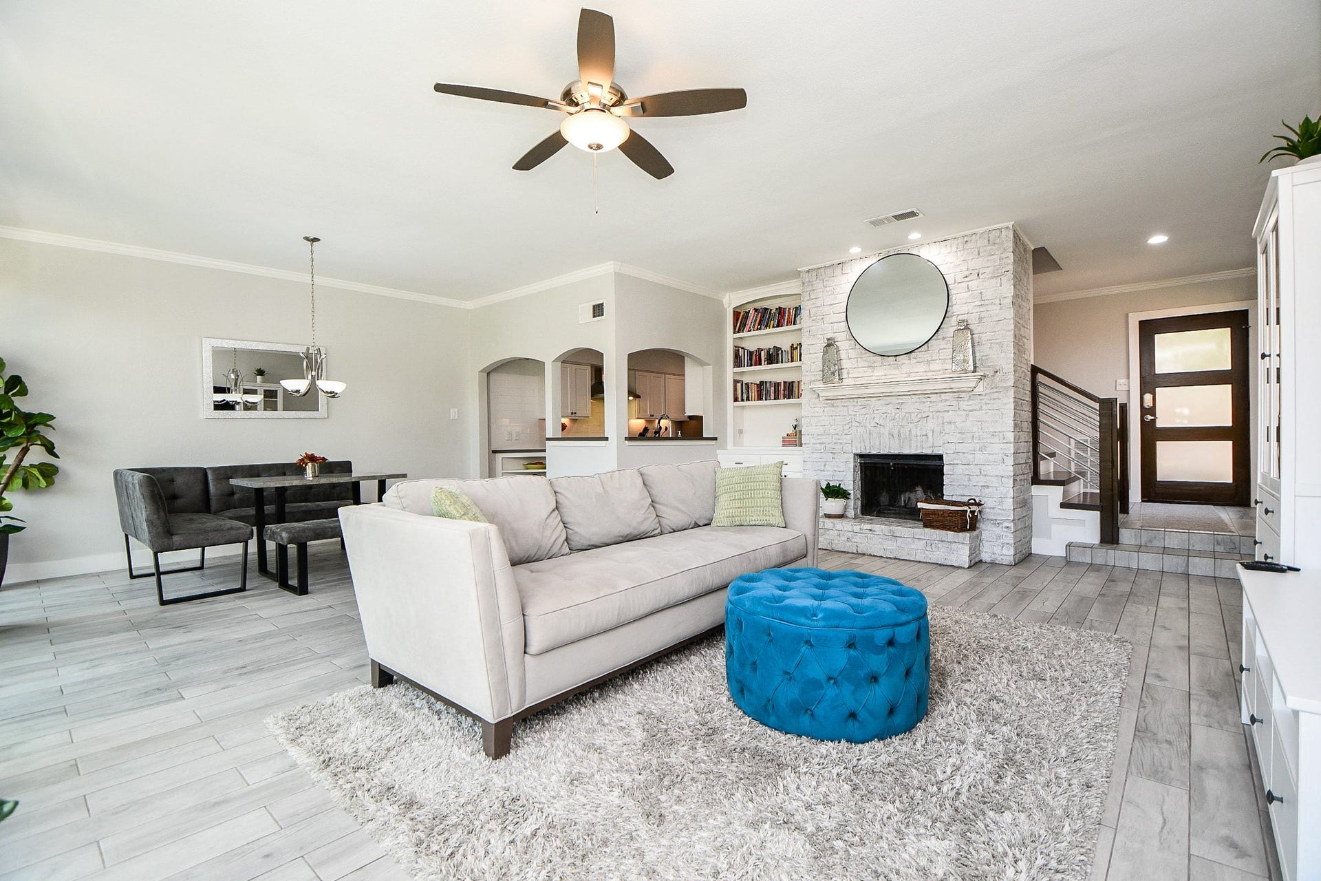 811 Bayou River Drive, Houston, TX 77079