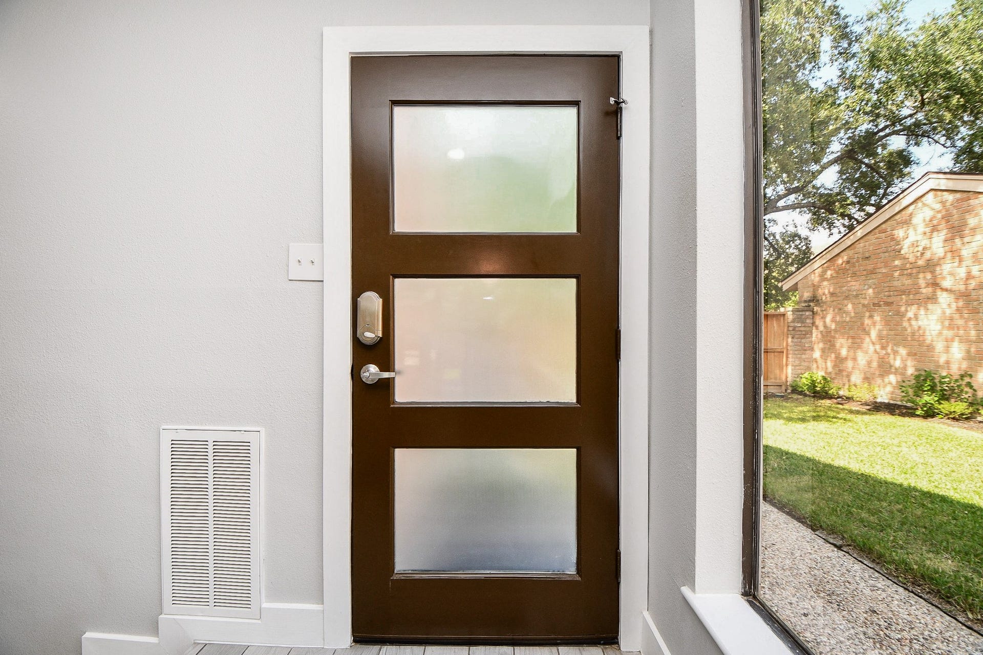 811 Bayou River Drive, Houston, TX 77079