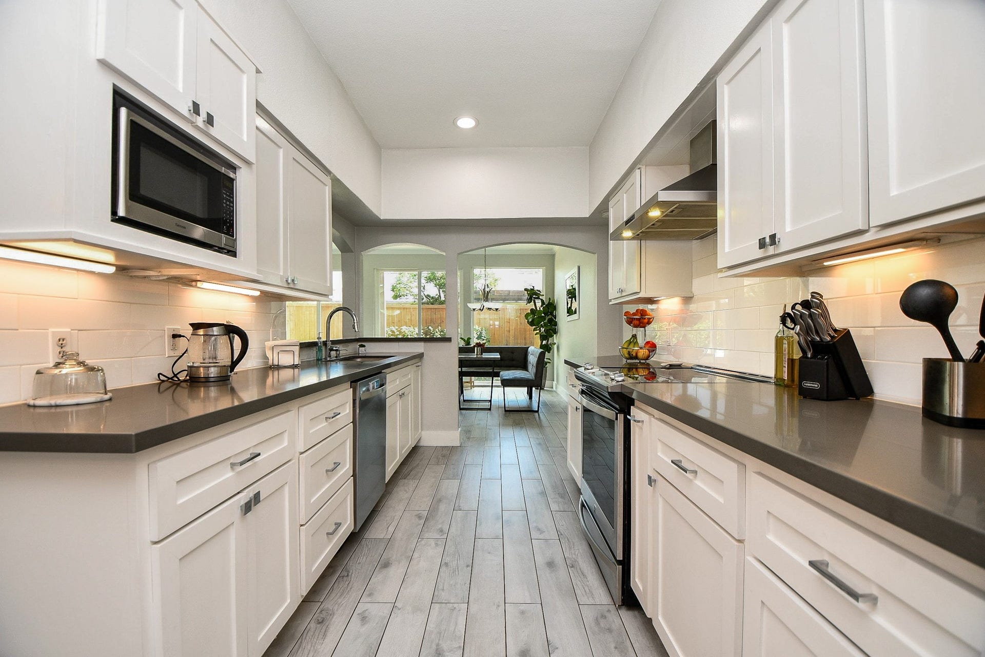 811 Bayou River Drive, Houston, TX 77079