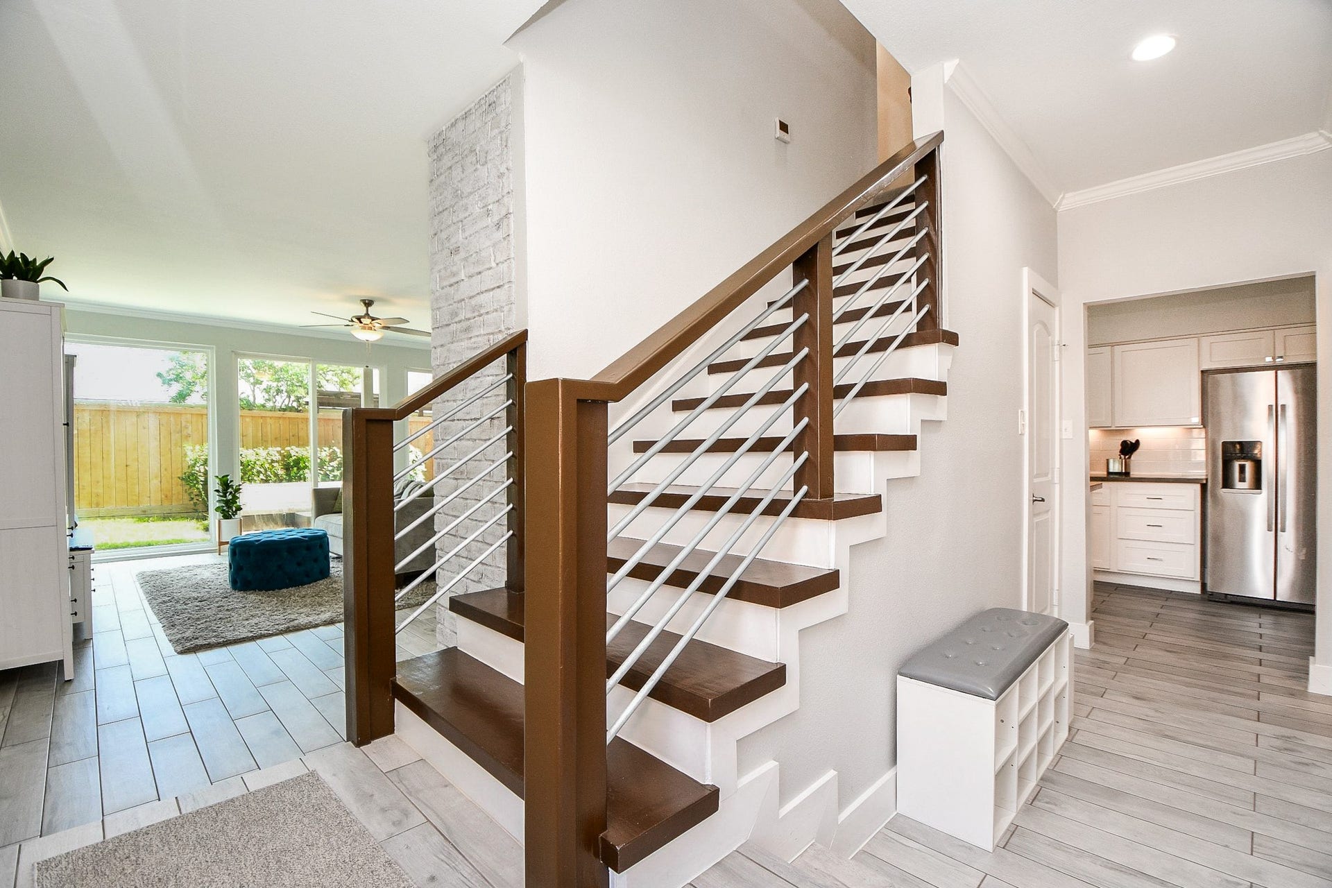 811 Bayou River Drive, Houston, TX 77079