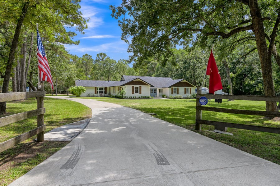 Property photo for 33933 Deer Creek Way, Stagecoach, TX