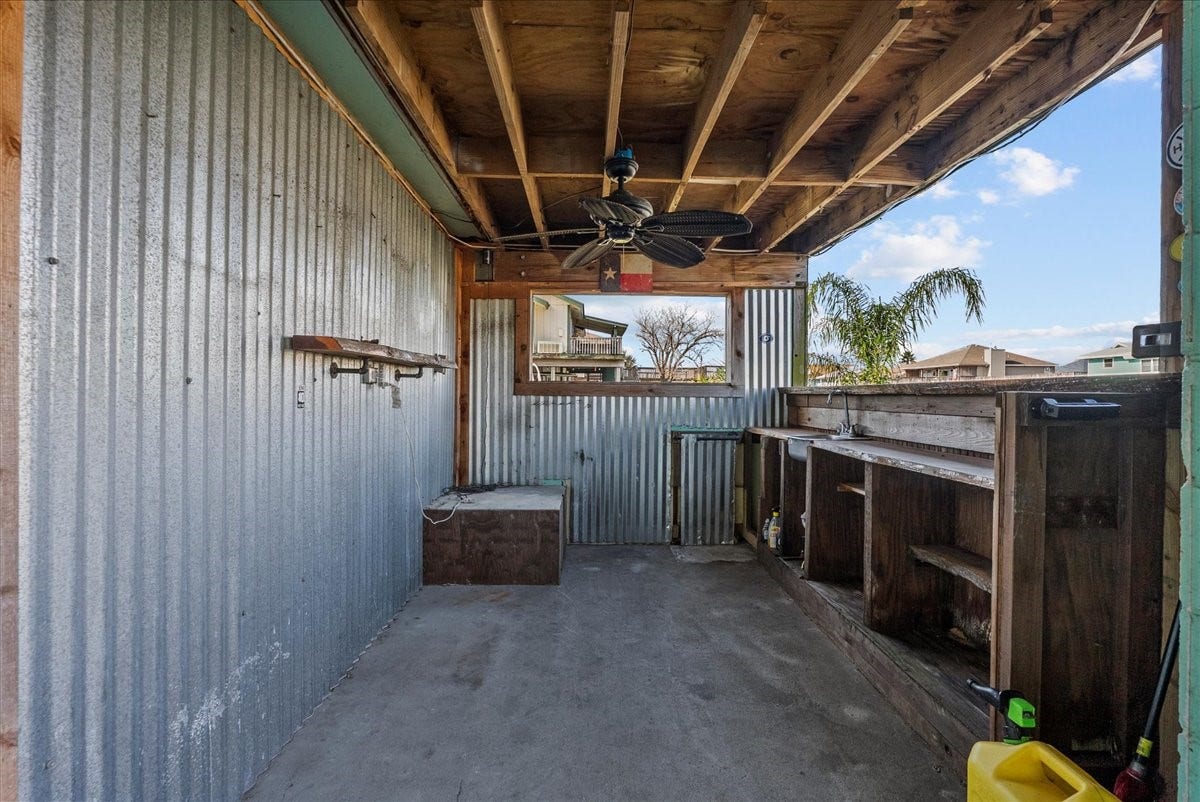 868 Bonita Street, Bayou Vista, TX 77563 868 Bonita Street, Bayou Vista, TX 77563