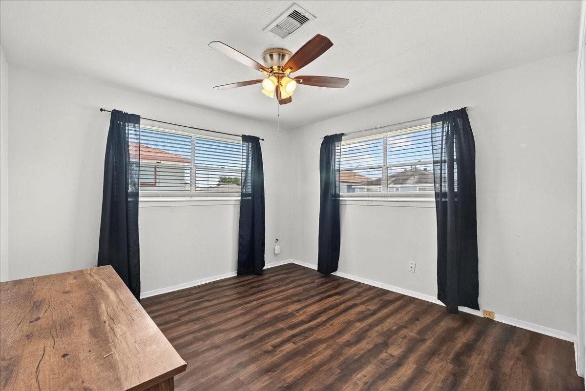 868 Bonita Street, Bayou Vista, TX 77563 868 Bonita Street, Bayou Vista, TX 77563