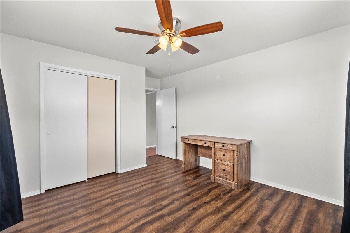 868 Bonita Street, Bayou Vista, TX 77563 868 Bonita Street, Bayou Vista, TX 77563