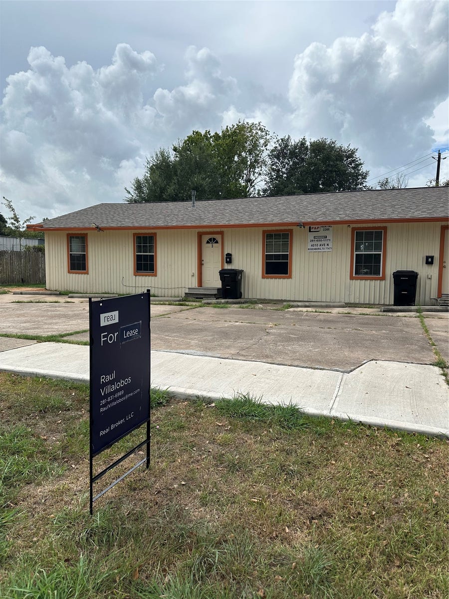 Property photo for 4010 Avenue N, Rosenberg, TX