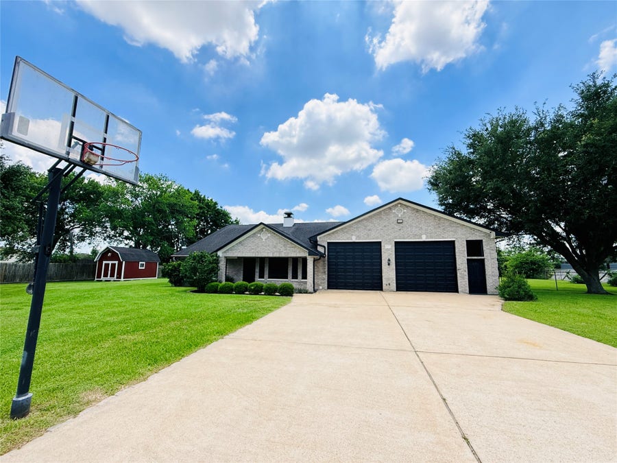 Property photo for 8638 Catalina Lane, Houston, TX