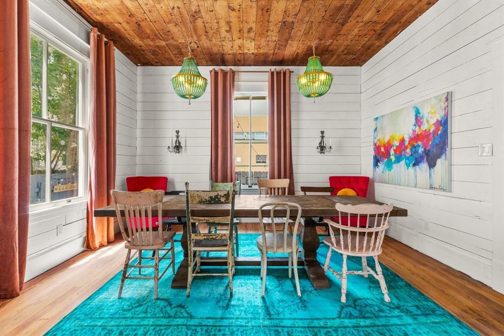 801 24th Street, Galveston, TX 77550 Dining room surrounded by windows letting in natural light